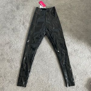 Faux leather patent legging